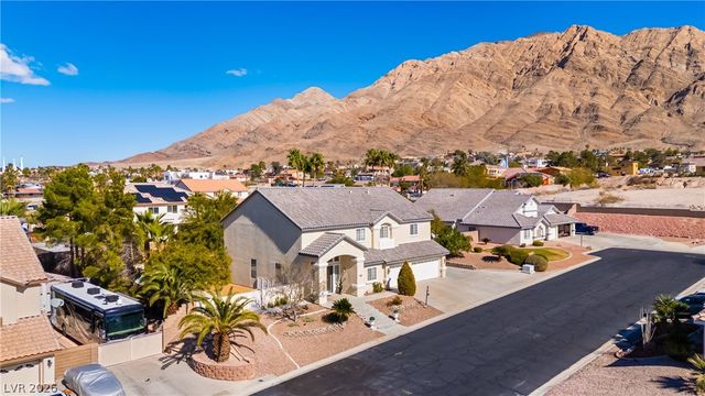 6860 Historic Legacy Court, Las Vegas, NV 89110