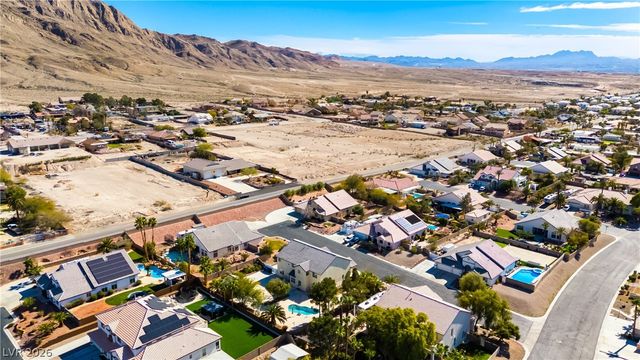 6860 Historic Legacy Court, Las Vegas, NV 89110