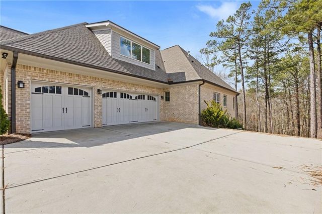 1560 Tapestry Ridge, Lawrenceville, GA 30045