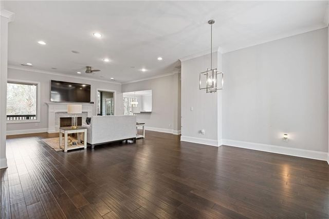 1560 Tapestry Ridge, Lawrenceville, GA 30045