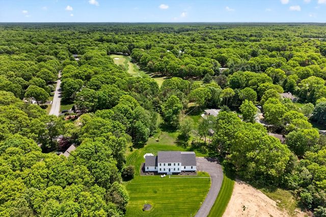 4 Gimme Circle, Sandwich, MA 02653