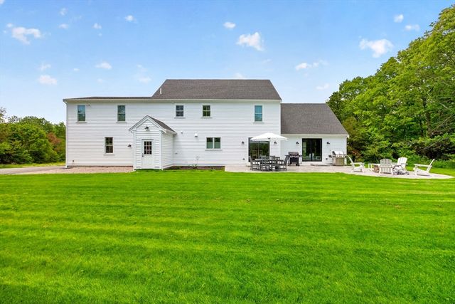 4 Gimme Circle, Sandwich, MA 02653