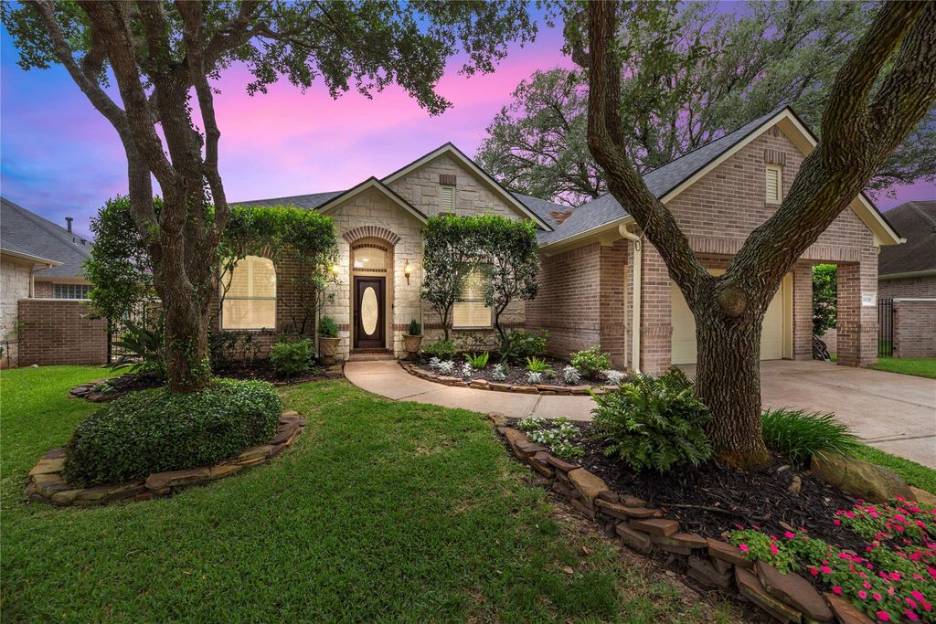 10026 Lost Hollow Lane, Missouri City, TX 77459