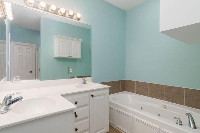 45 Robert E Lee, Hattiesburg, MS 39401