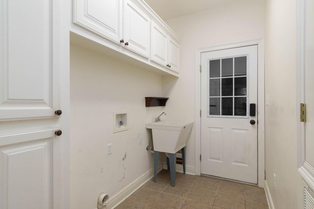 45 Robert E Lee, Hattiesburg, MS 39401