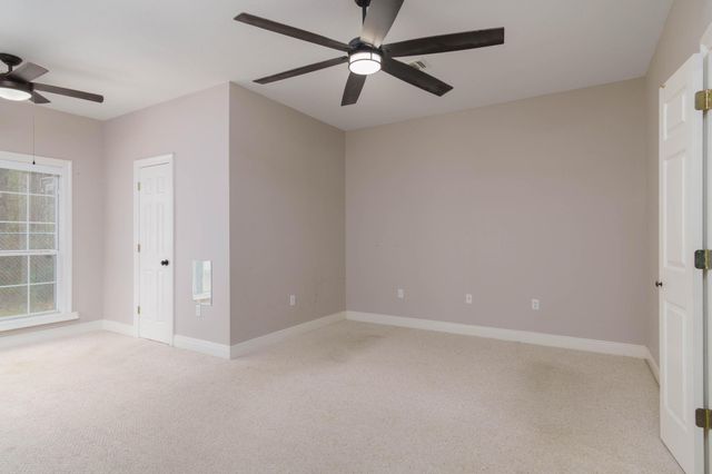 45 Robert E Lee, Hattiesburg, MS 39401