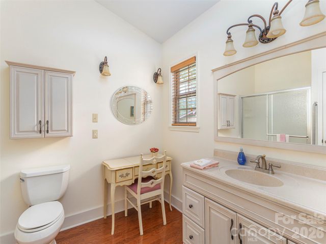 169 N Serpentine Avenue, Hot Springs, NC 28743