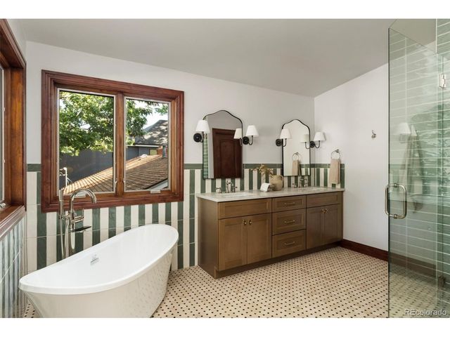 1026 S Cook St, Denver, CO 80209