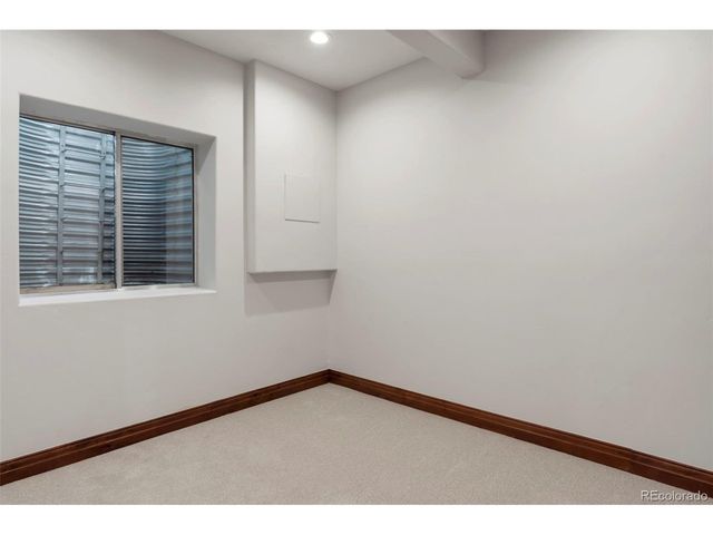 1026 S Cook St, Denver, CO 80209