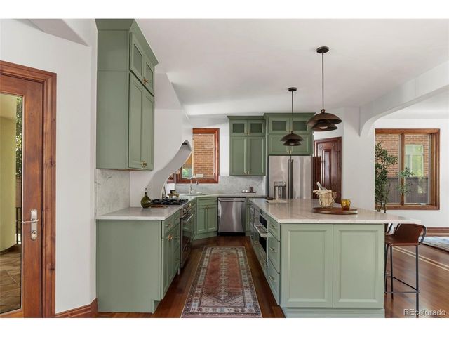 1026 S Cook St, Denver, CO 80209