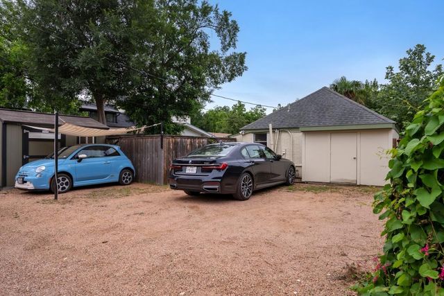 1908 W 37th ST, Austin, TX 78731