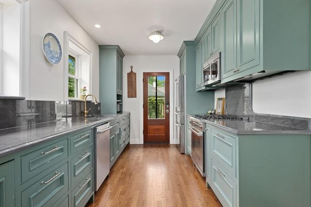 1908 W 37th ST, Austin, TX 78731