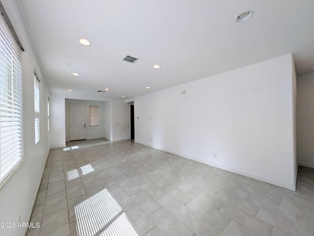 9509 W SELLS Drive, Phoenix, AZ 85037