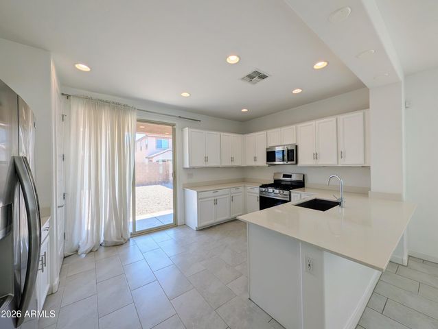 9509 W SELLS Drive, Phoenix, AZ 85037