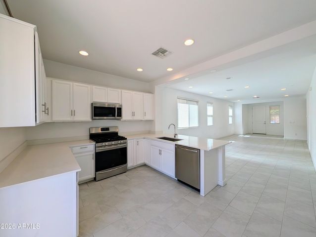 9509 W SELLS Drive, Phoenix, AZ 85037