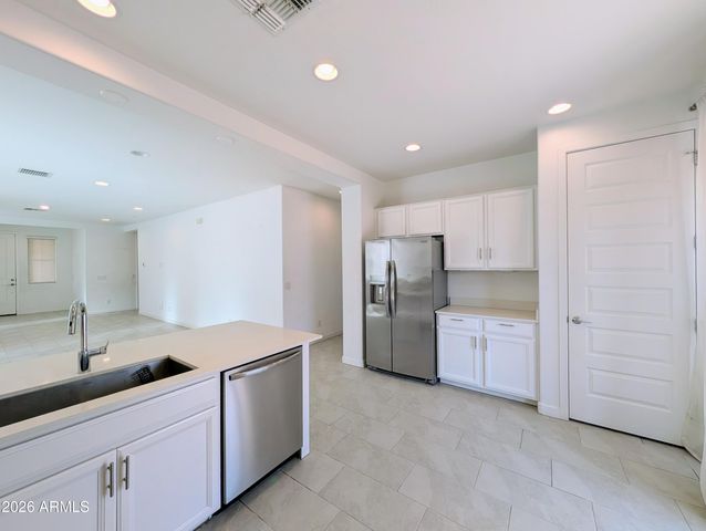9509 W SELLS Drive, Phoenix, AZ 85037