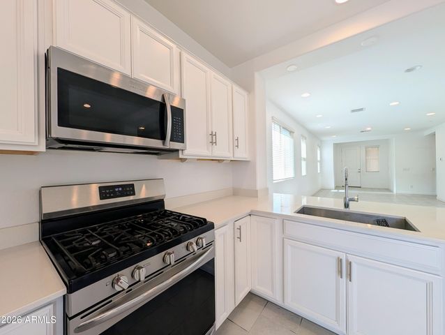 9509 W SELLS Drive, Phoenix, AZ 85037