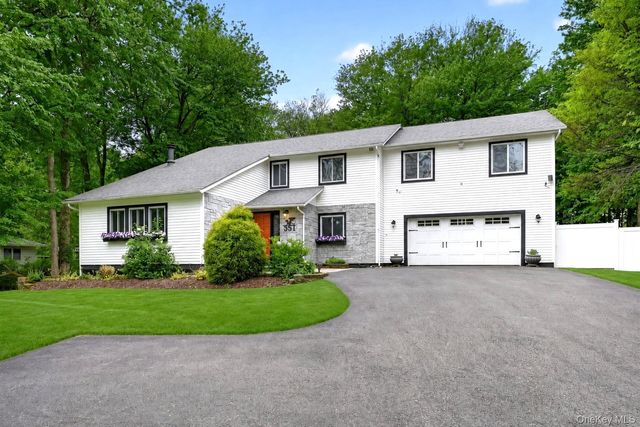 351 Jackson Avenue, New Windsor, NY 12553