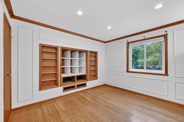 351 Jackson Avenue, New Windsor, NY 12553