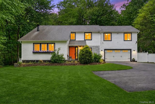 351 Jackson Avenue, New Windsor, NY 12553