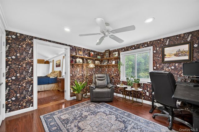 351 Jackson Avenue, New Windsor, NY 12553