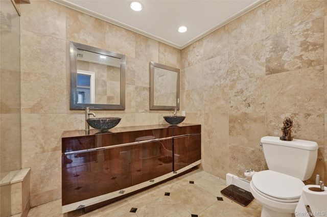 351 Jackson Avenue, New Windsor, NY 12553
