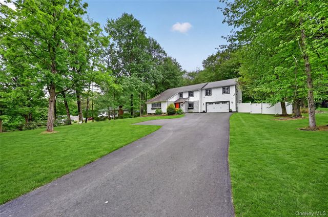 351 Jackson Avenue, New Windsor, NY 12553