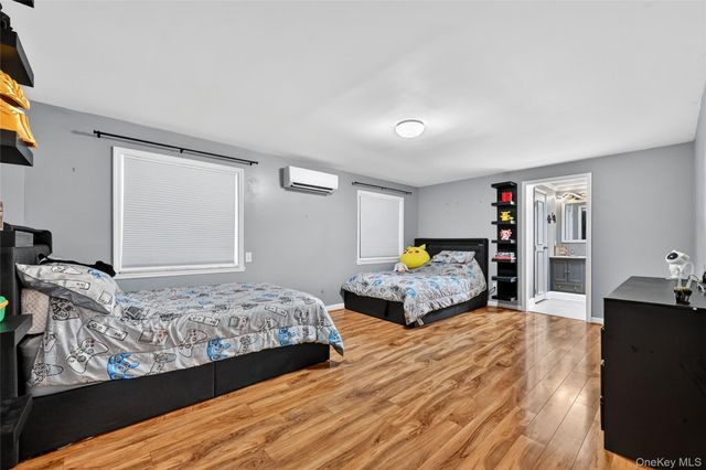 351 Jackson Avenue, New Windsor, NY 12553