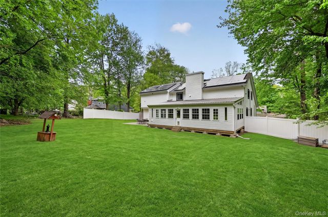 351 Jackson Avenue, New Windsor, NY 12553