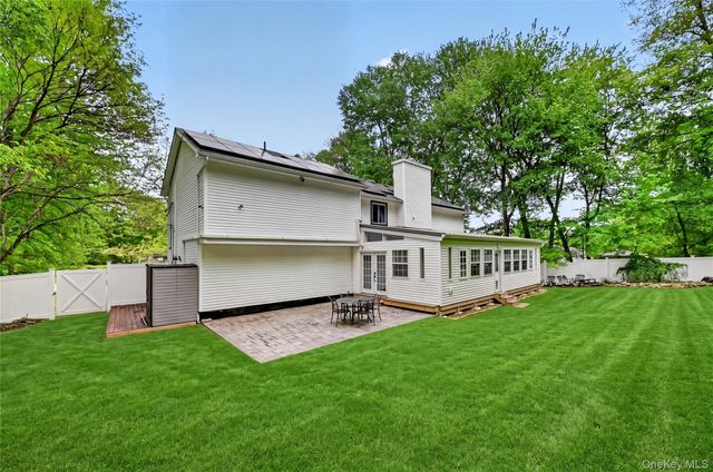351 Jackson Avenue, New Windsor, NY 12553