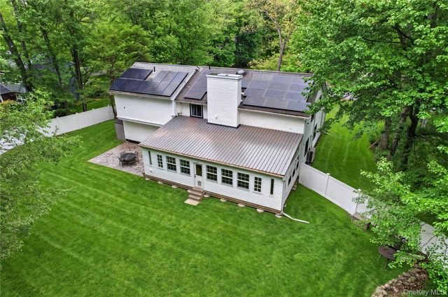 351 Jackson Avenue, New Windsor, NY 12553