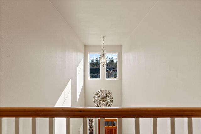 19556 Sager Loop, Bend, OR 97702