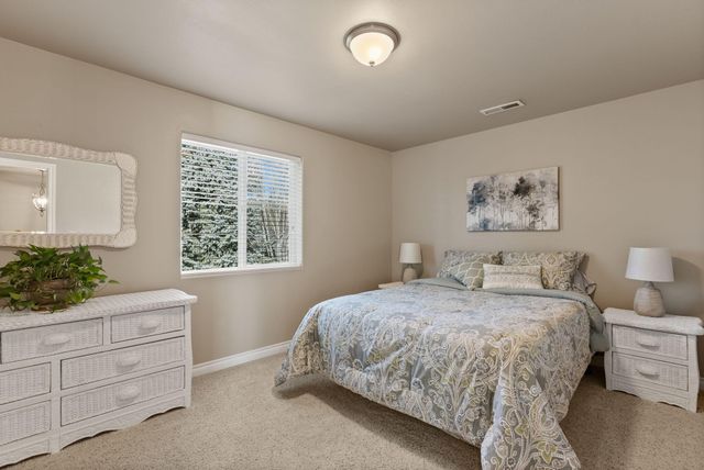 19556 Sager Loop, Bend, OR 97702