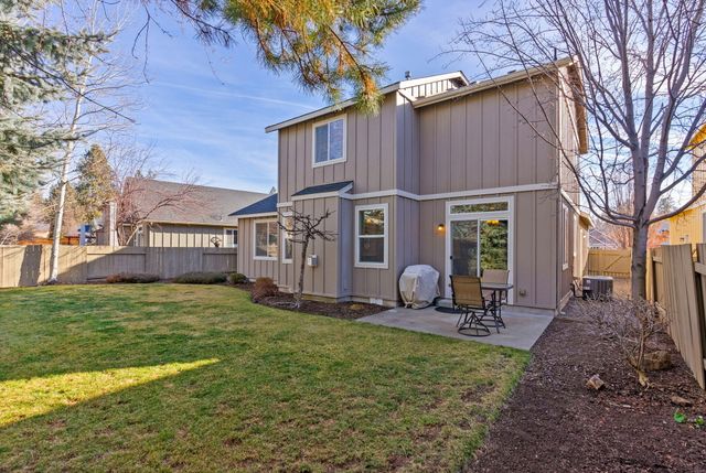 19556 Sager Loop, Bend, OR 97702