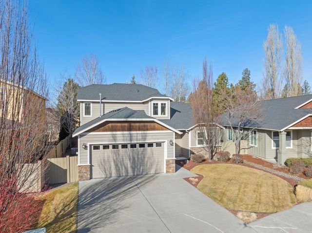 19556 Sager Loop, Bend, OR 97702