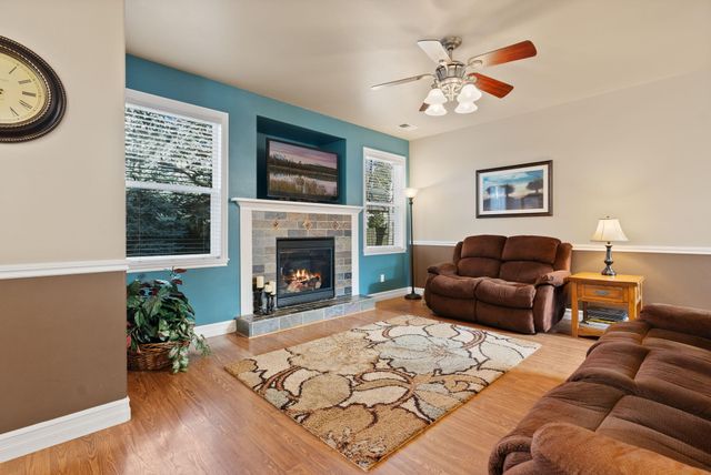 19556 Sager Loop, Bend, OR 97702