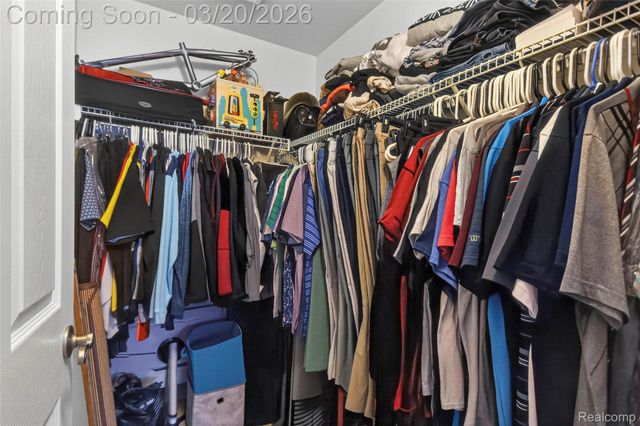 13343 Forest Ridge Boulevard, Sterling Heights, MI 48313