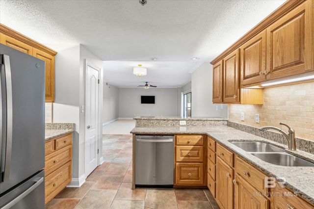 100 Tower Drive 1D, Daphne, AL 36526