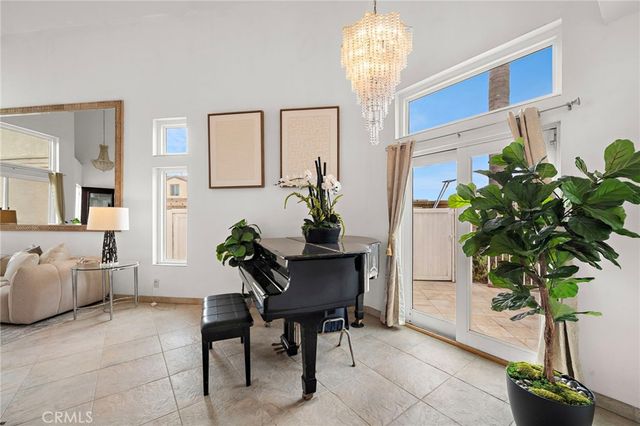 18623 Callens Circle, Fountain Valley, CA 92708