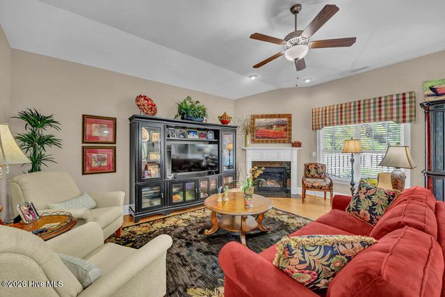 733 Liberty Landing Way, Wilmington, NC 28409