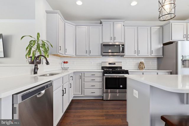 203 LONGLEY GREEN DR, Walkersville, MD 21793