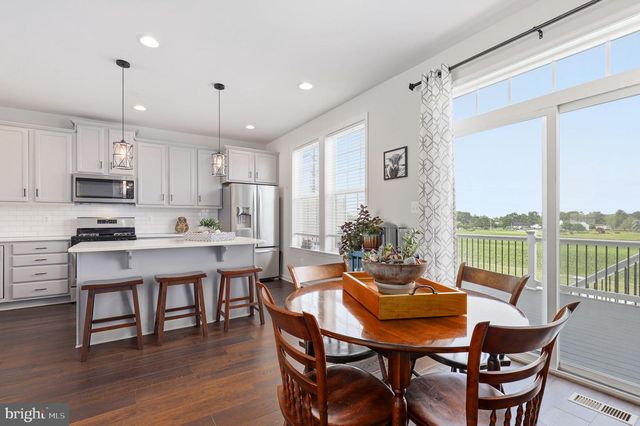 203 LONGLEY GREEN DR, Walkersville, MD 21793