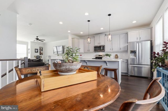 203 LONGLEY GREEN DR, Walkersville, MD 21793