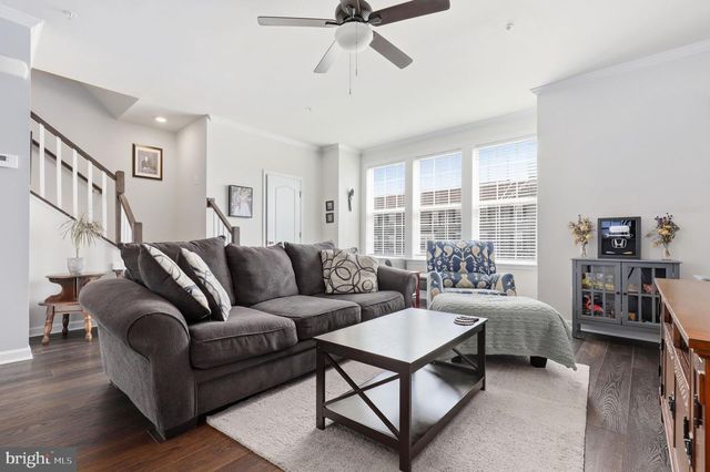203 LONGLEY GREEN DR, Walkersville, MD 21793