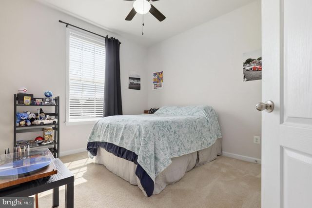203 LONGLEY GREEN DR, Walkersville, MD 21793