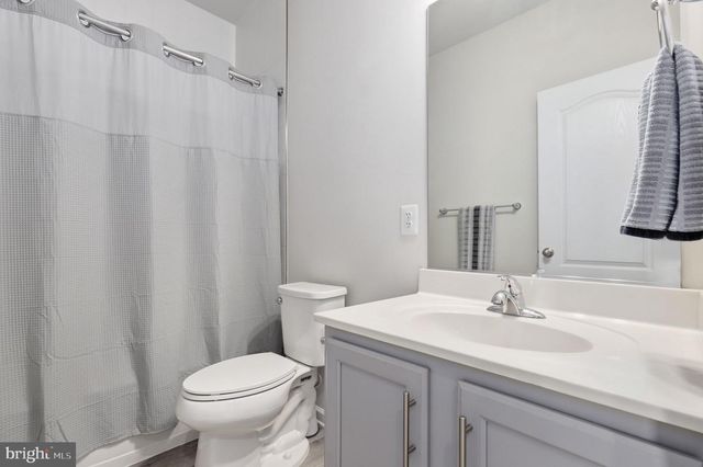 203 LONGLEY GREEN DR, Walkersville, MD 21793