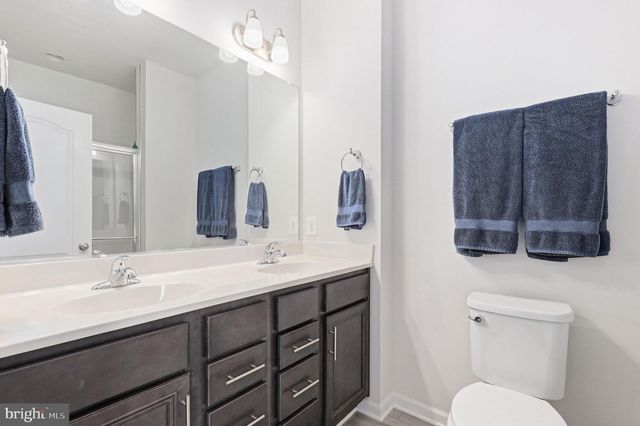 203 LONGLEY GREEN DR, Walkersville, MD 21793