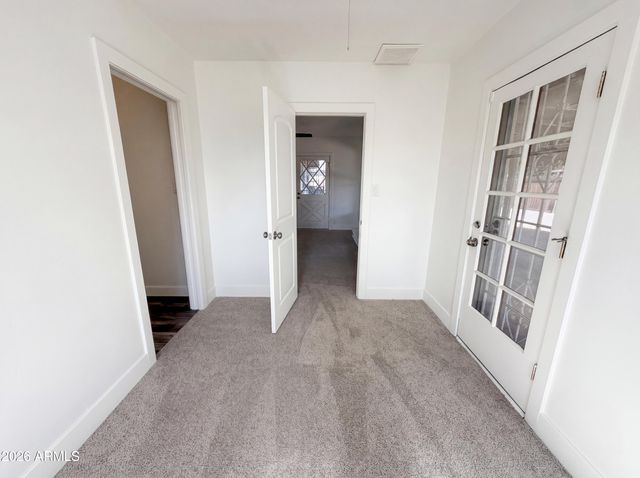 2402 W ANDERSON Avenue, Phoenix, AZ 85023