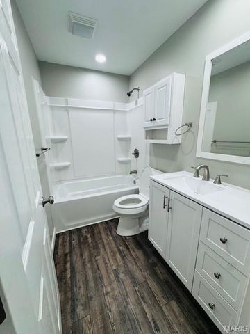 1670 Elmont Road, Sullivan, MO 63080