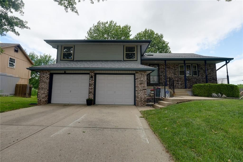 1211 N Davis Road, Independence, MO 64056